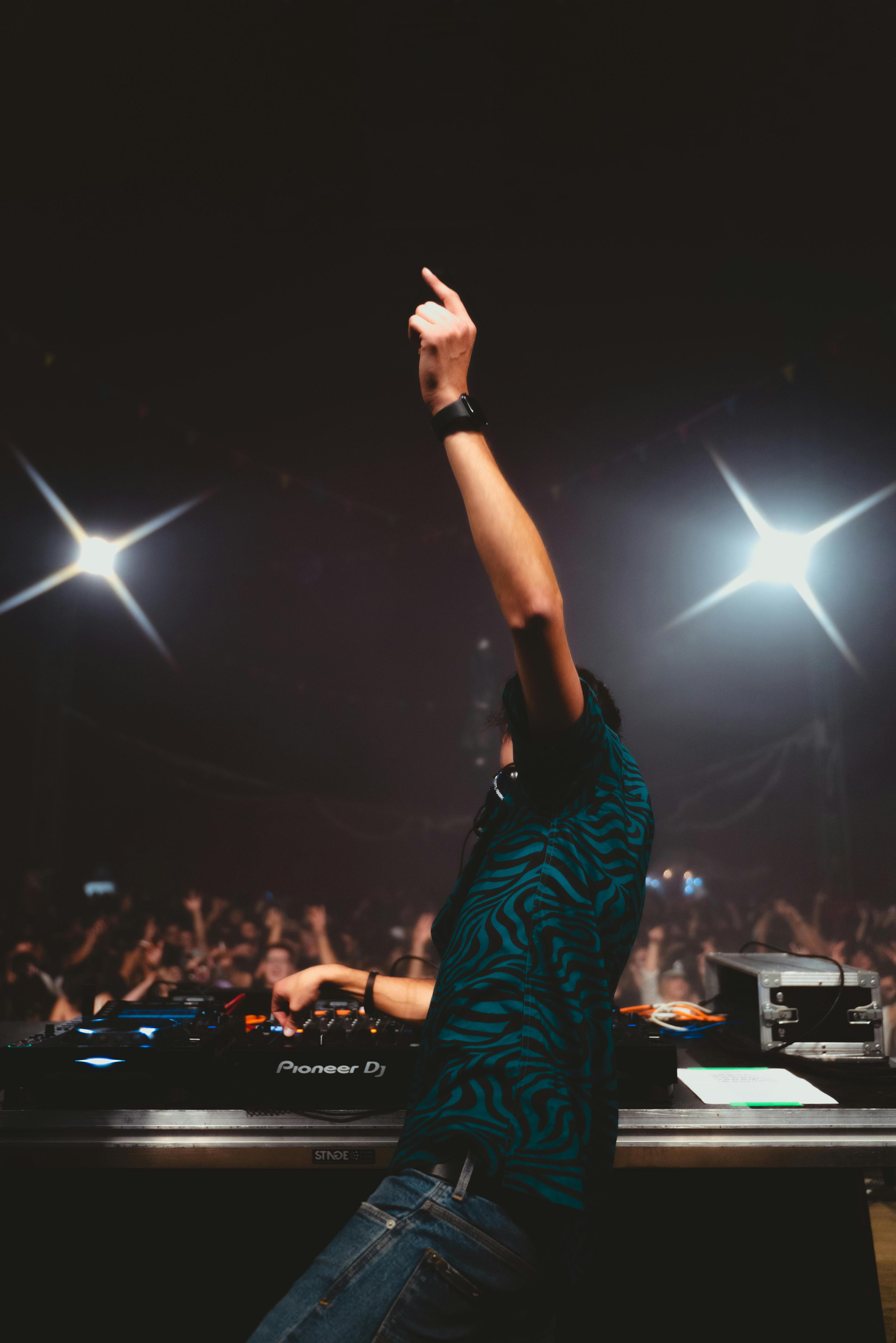 Curso DJ Productor en Colombia