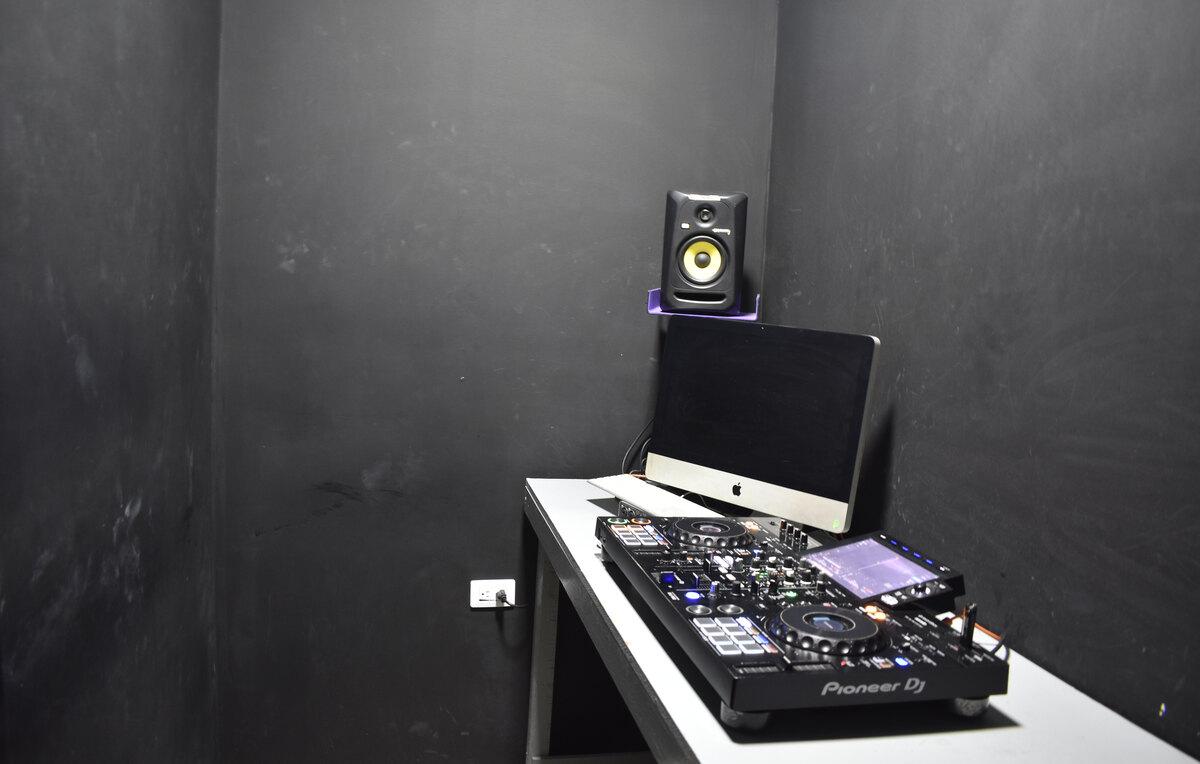Cabinas de DJ profesionales