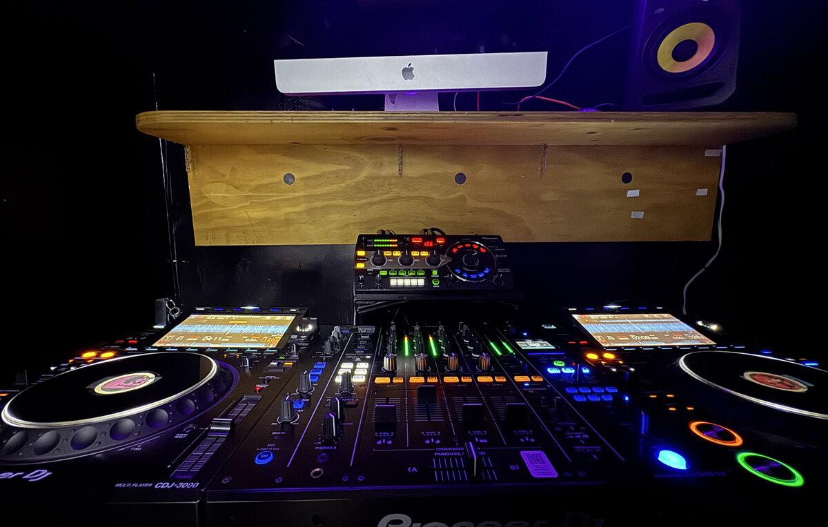 Cabinas de DJ profesionales