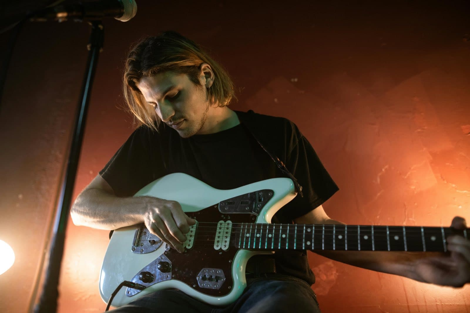Guitarrista del área de música y composición de DNA Music