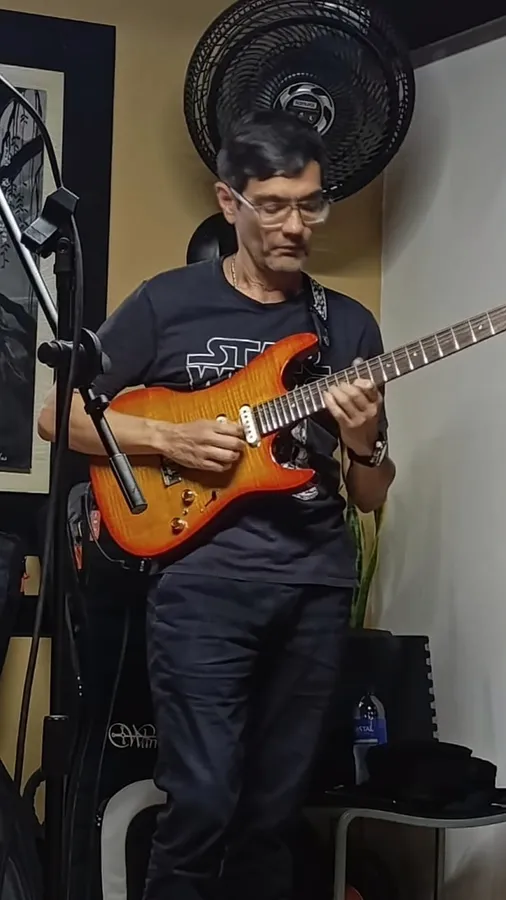 Víctor Prato